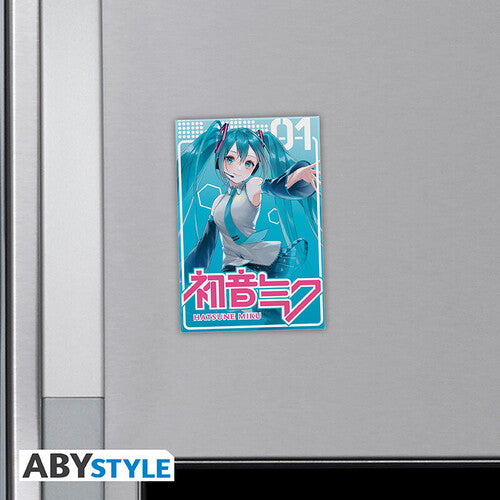 Hatsune Miku Wink Collectible Magnet