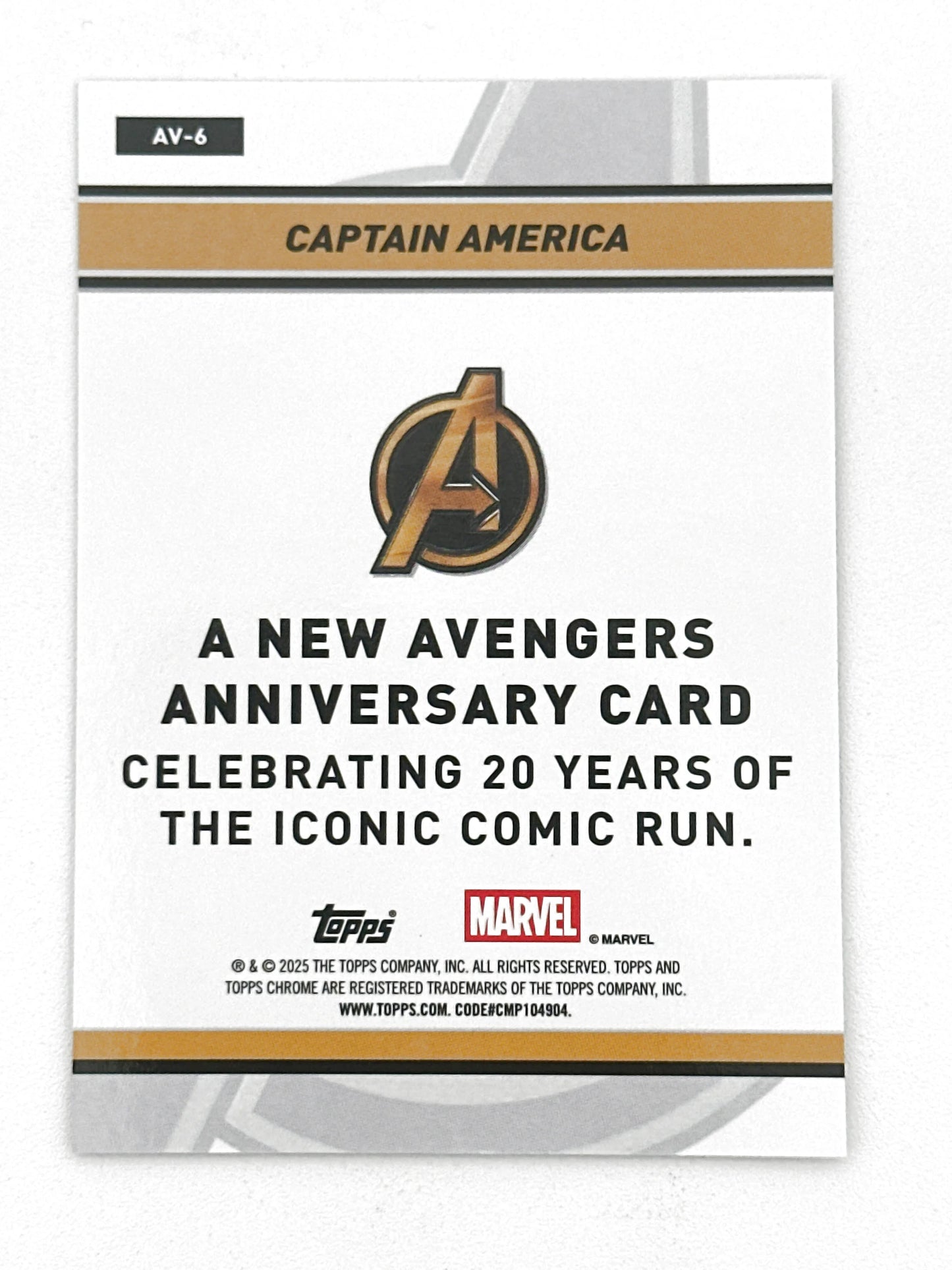 Marvel Topps Chrome Captain America 20 Years New Avengers Refractor