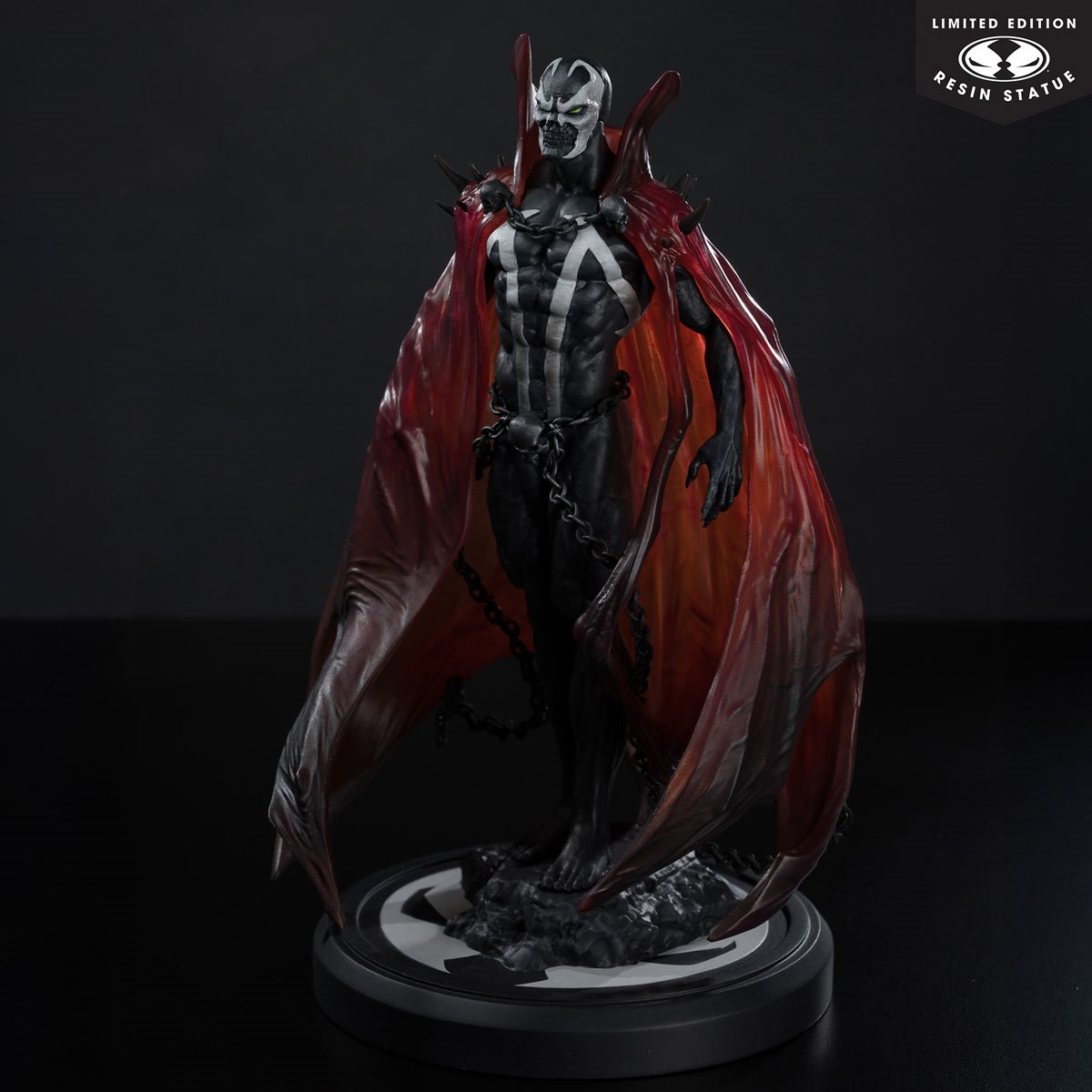 Spawn By Puppeteer Lee (Black White & Red All Over) 1/10 Scale Resin Statue Limited Edition McFarlane Toys