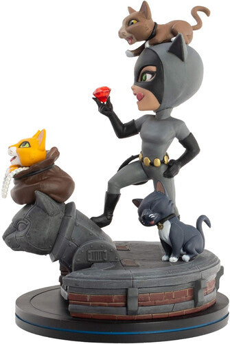 Quantum Mechanix Qmx - Batman: The Animated Series - Catwoman 5" Q-Fig Elite