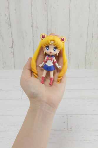 Tamashii Nations - Pretty Guardian Sailor Moon - Figuarts Mini - Sailor Moon