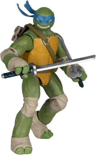 Teenage Mutant Ninja Turtles Page Punchers Wave 1 Leonardo 5-Inch Scale Action Figure with Comic