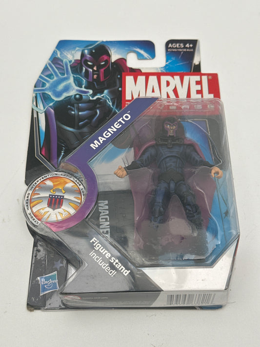 Hasbro Marvel Universe Series 3 #026 Magneto Action Figure