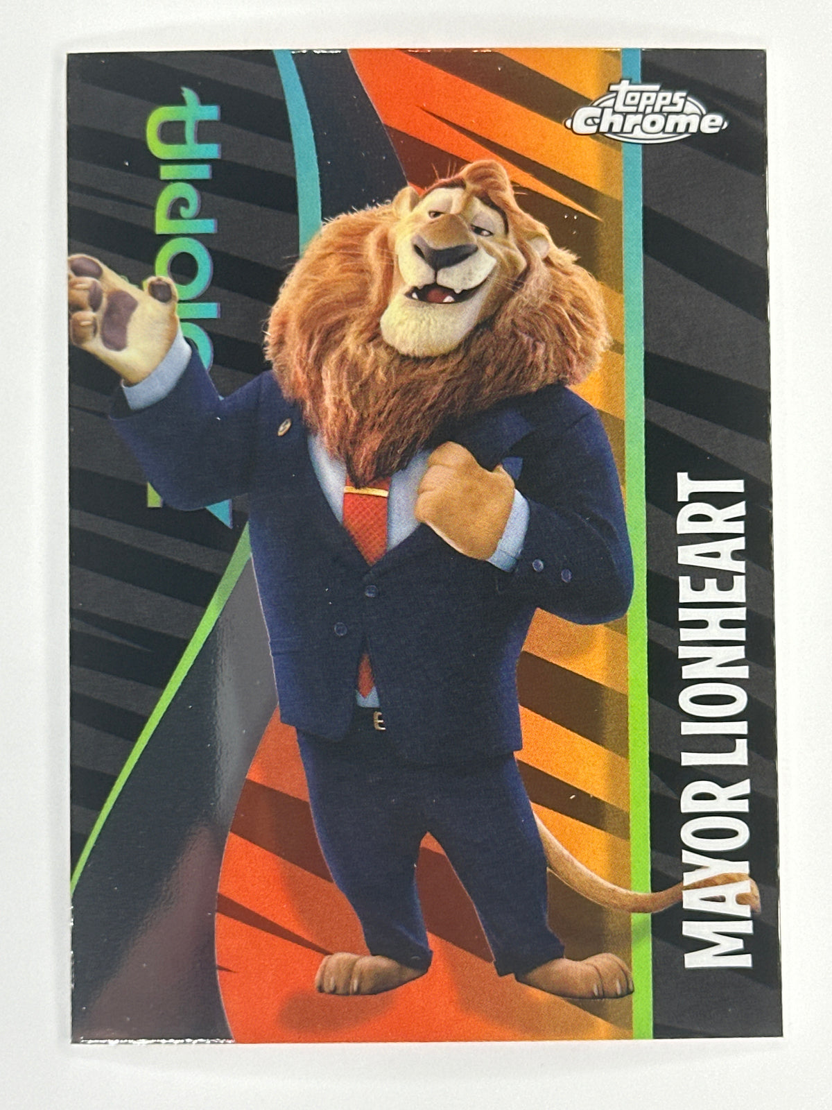 2025 Topps Disney Chrome ZI-4 Mayor Lionheart Zootopia Refractor Card