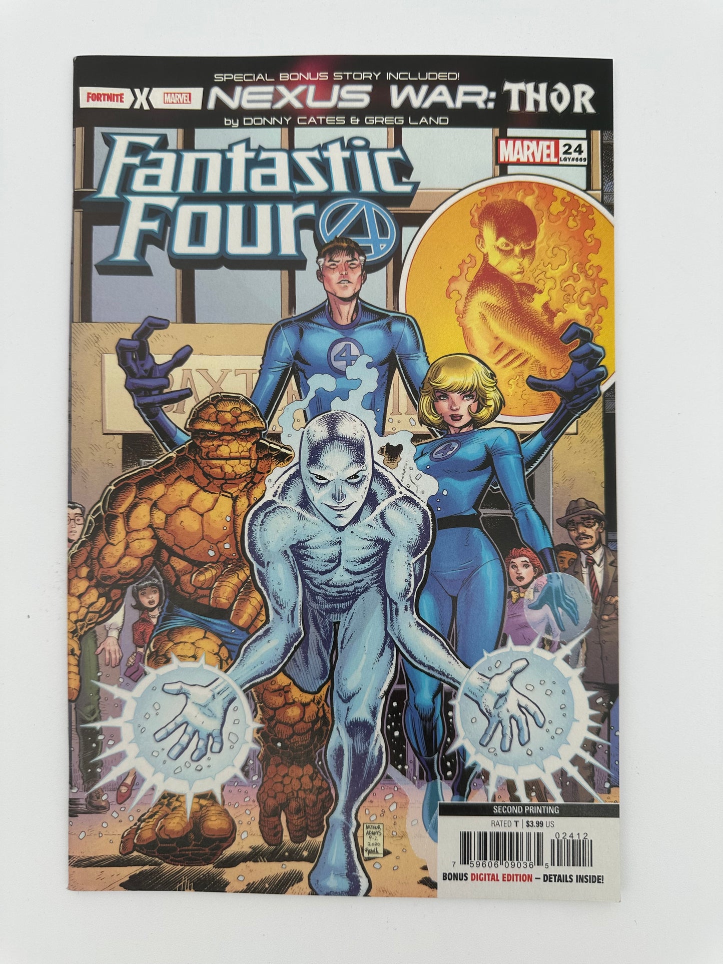 Fantastic Four #24 NM